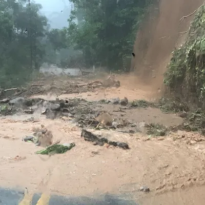 48 pessoas perderam a vida e grandes estragos devido temporal que atingiu o litoral