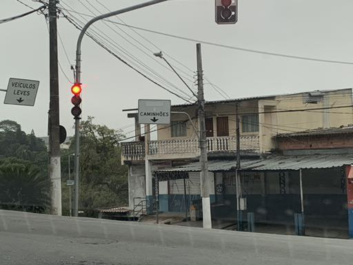 Importante via de Itapecerica da Serra é reaberta para os veículos