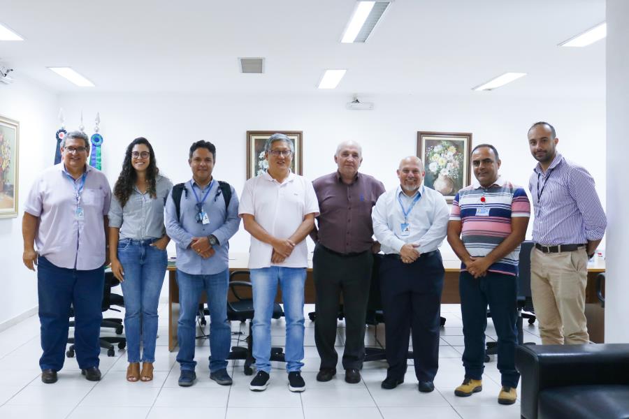 Reunião discute andamento das obras no Horizontre Azul