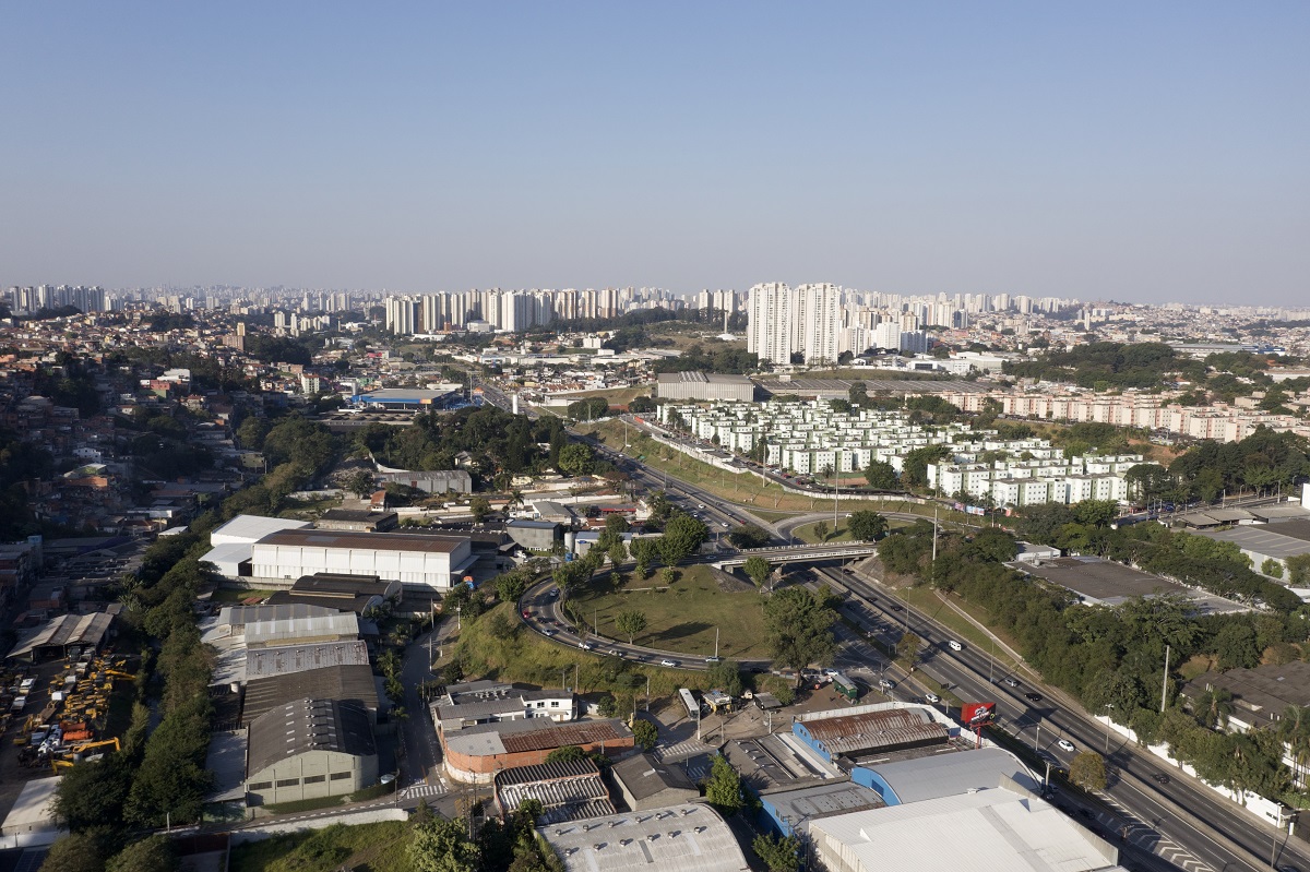 Governo de Taboão da Serra inicia entrega dos carnês do IPTU 2024