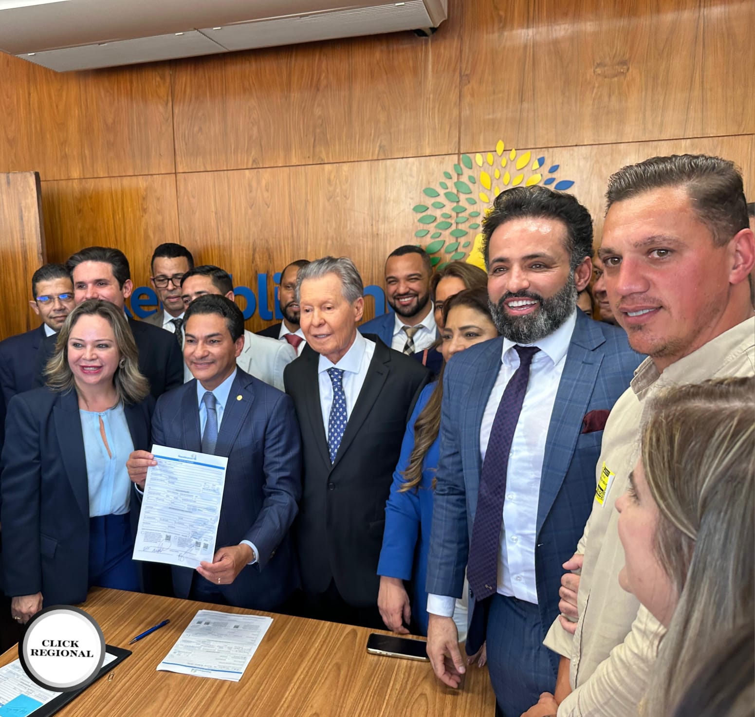 Ney e Ely Santos reforçam força política com filiações de peso ao Republicanos