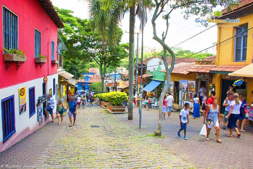 Embu das Artes proporciona moradias com qualidade de vida perto da capital