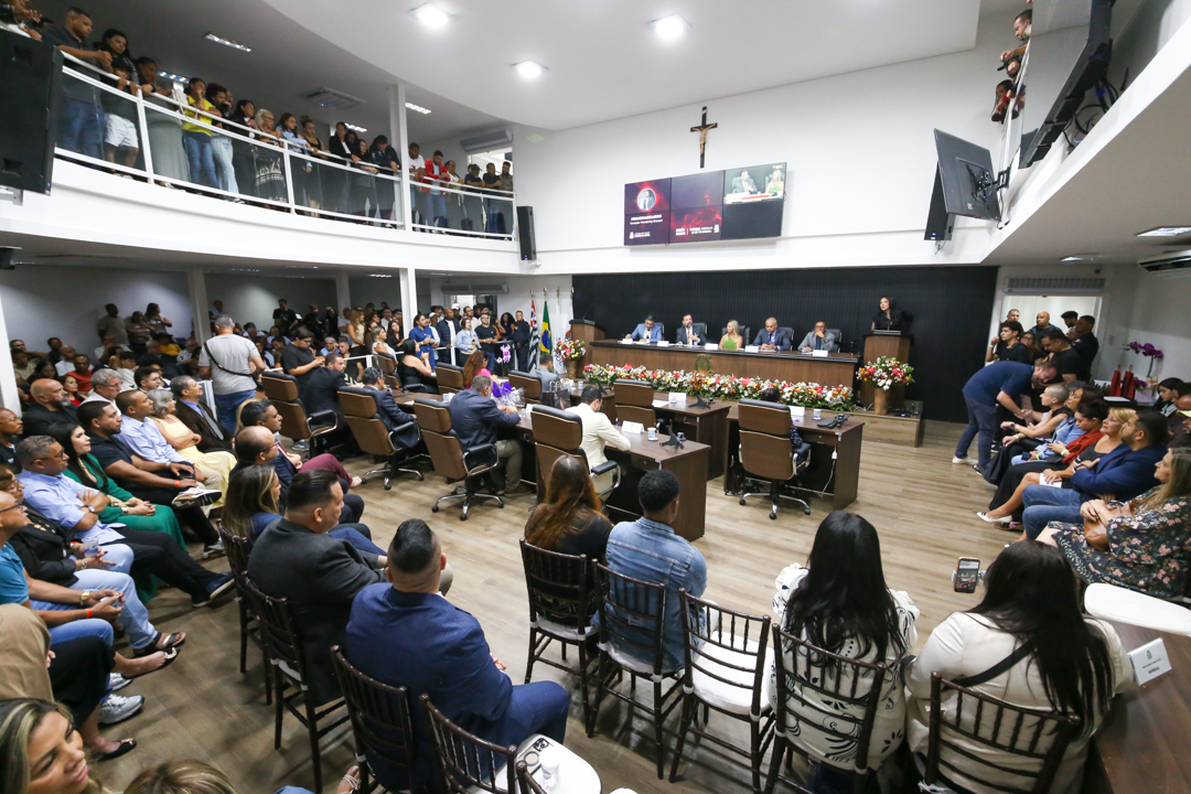 Entrega da “Medalha 19 de Fevereiro” celebra os 67 anos de Taboão da Serra