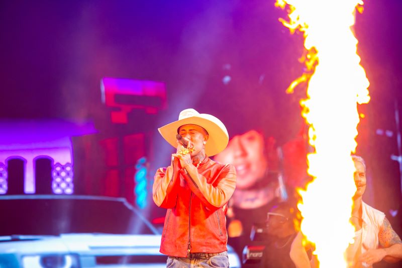 Taboão Folia 2026 agita a cidade com MC Daniel, Billy SP e atrações locais na praça central, entre 13 a 17/2