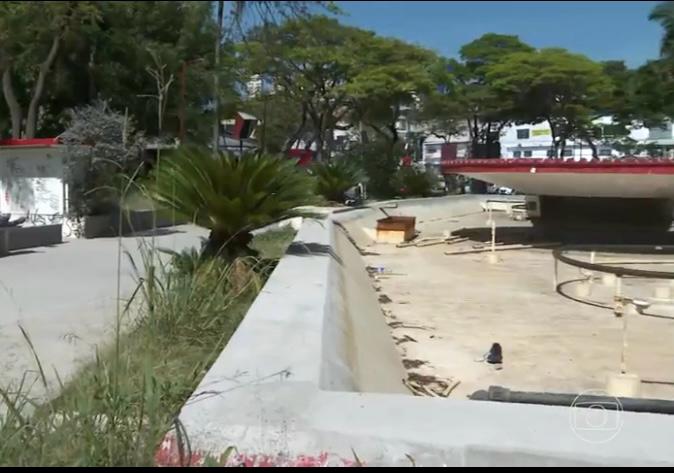 Praça central de Taboão da Serra não terá a tradicional decoração natalina 