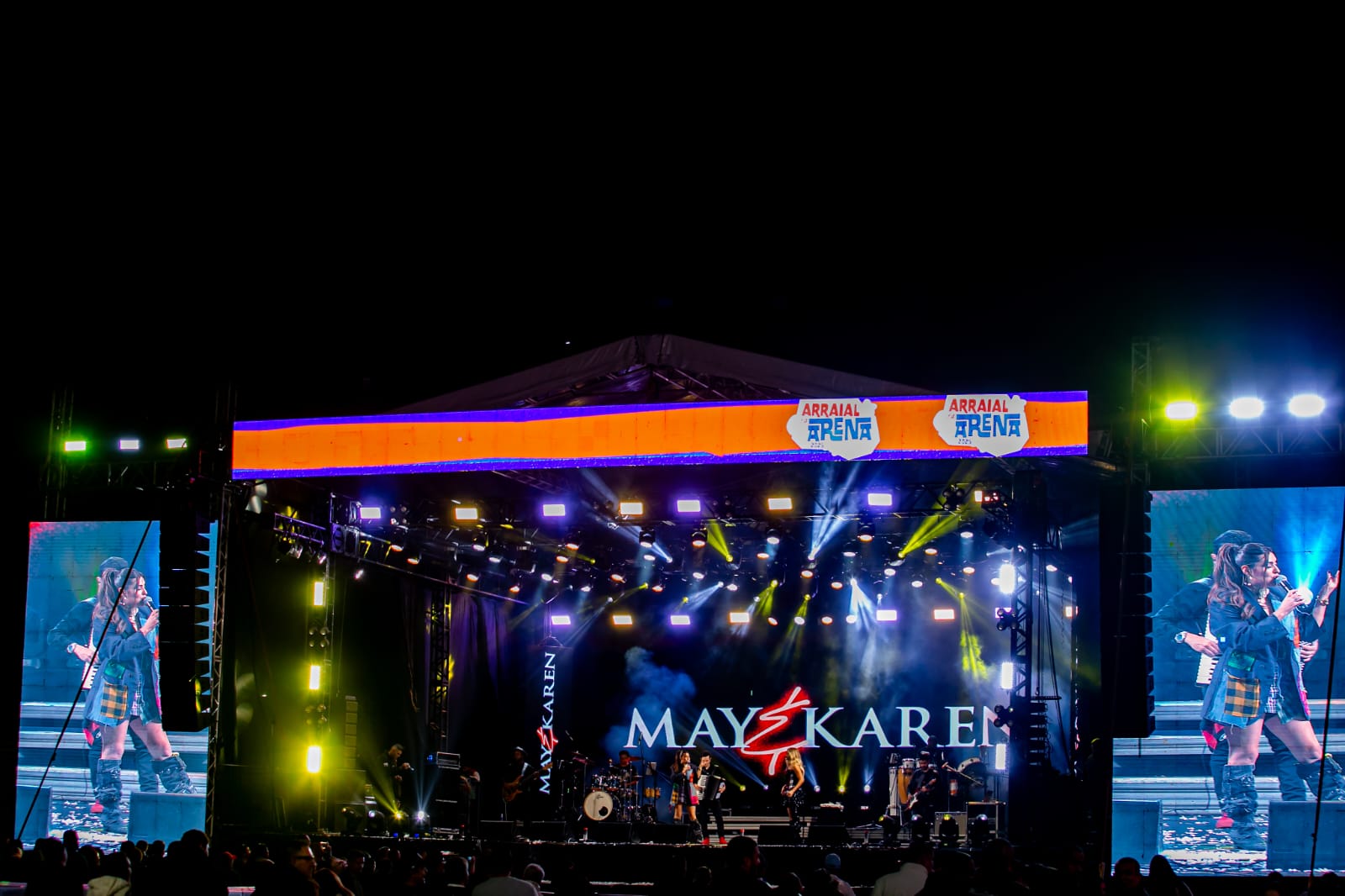 Após noite com grandes vozes femininas, Matogrosso & Mathias são destaque deste sábado no Arraial da Arena
