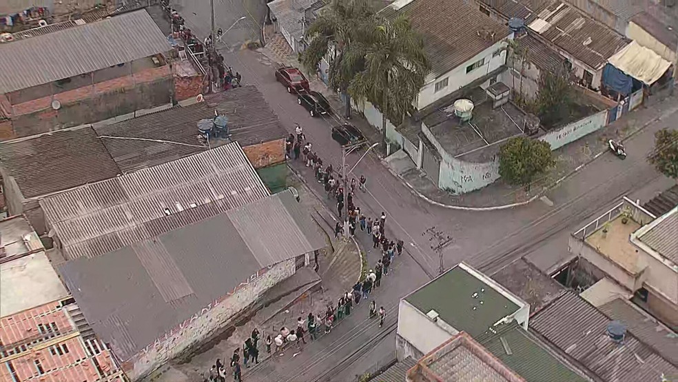 Feirão de Emprego em Embu das Artes é destaque na grande mídia e atrai multidão