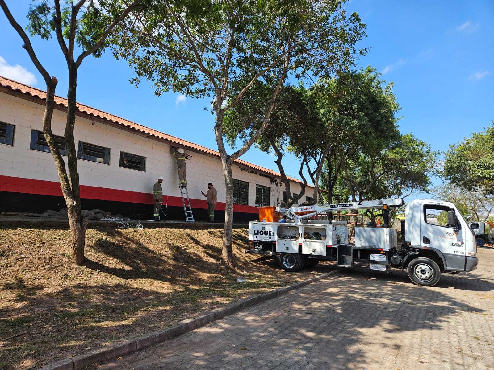 Prefeito Daniel anuncia investimentos e futura reforma para o Centro de Zoonoses