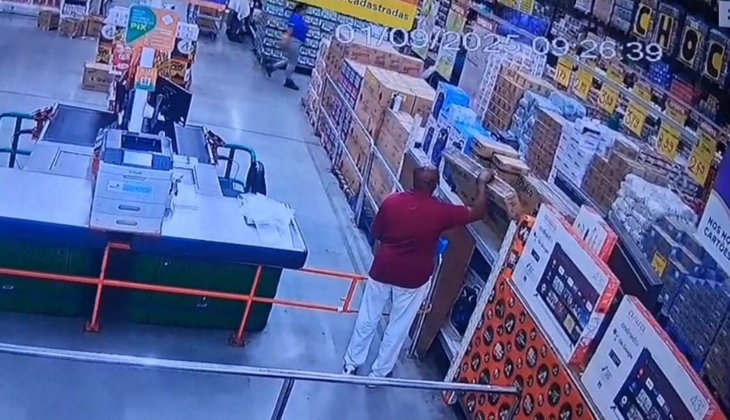 Imagens exclusivas flagram furto em mercado do Valo Velho; GCM prende suspeito em flagrante