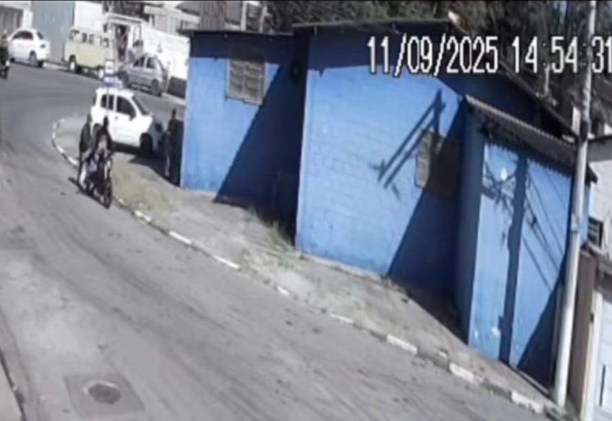 GCM de Itapecerica da Serra recupera motocicleta furtada e detém suspeitos em ação conjunta com a Polícia Civil