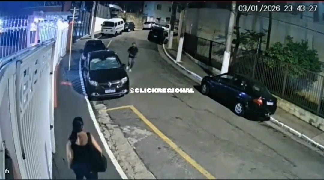 Mulher é morta a facadas pelo ex-companheiro na Liberdade, no centro de São Paulo