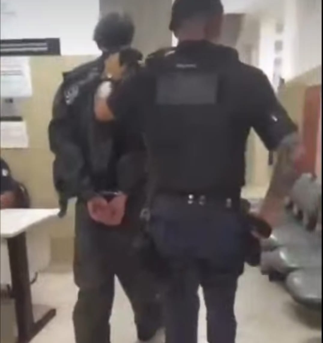 GCM prende dois suspeitos após perseguição e recuperação de motos roubadas em Taboão da Serra