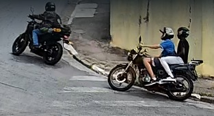 Menor infrator é apreendido pela GCM após perseguição com moto roubada em Taboão da Serra