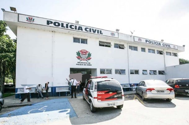 Polícia faz buscas em gabinete e residência de vereador investigado por morte de empresário em Embu das Artes