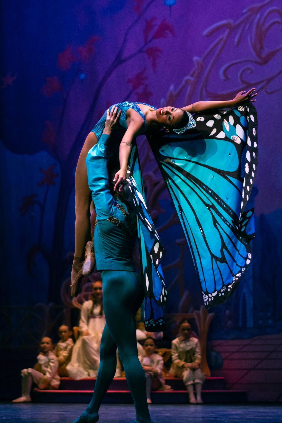 De Taboão da Serra a Nova York: bailarina brasileira conquista os palcos internacionais