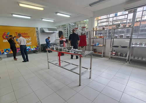 Escola de Gastronomia de Taboão da Serra ganha sua 2ª cozinha