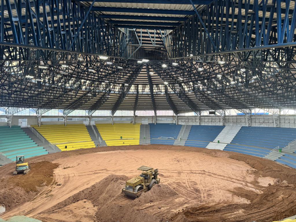 Prefeitura inicia reforma no Ginásio Central para adequação a competições oficiais em Itapecerica da Serra